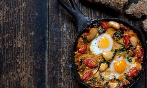 One-Pan Beans With Eggs, Spinach And Bacon